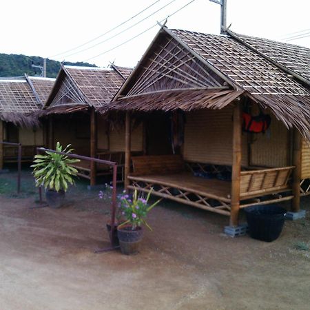 Pitt Bungalow Koh Lanta Bagian luar foto
